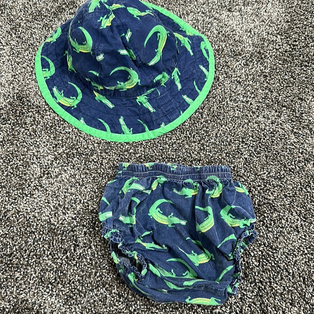 Pottery Barn Kids Baby Beach Hat and Diaper Cover 12-24 Months